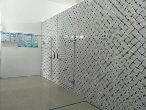 生物冷庫